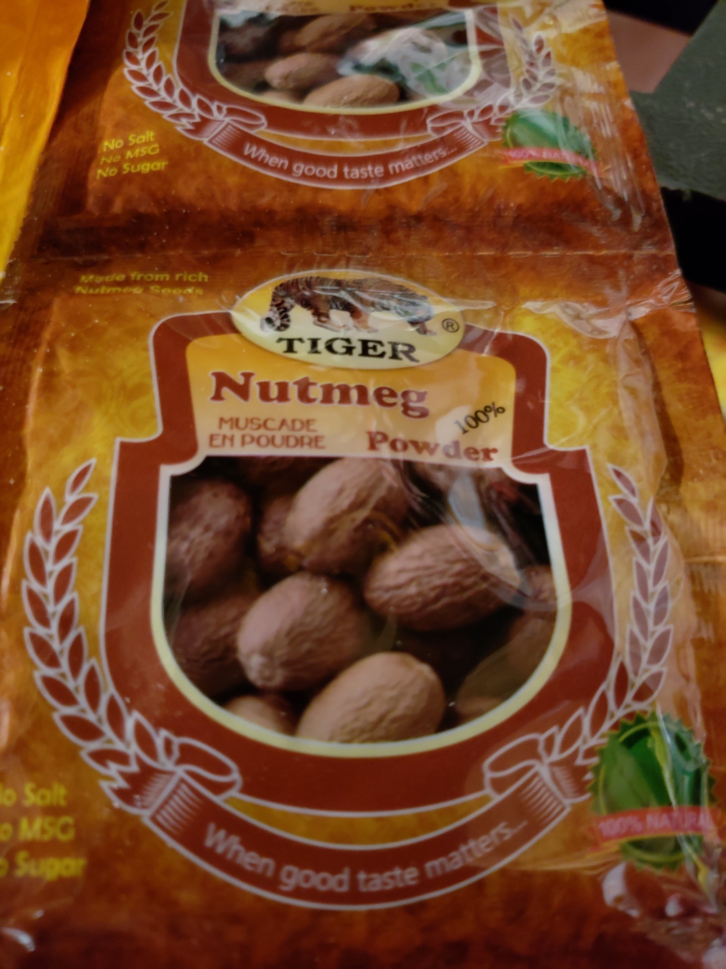 Nutmeg powder